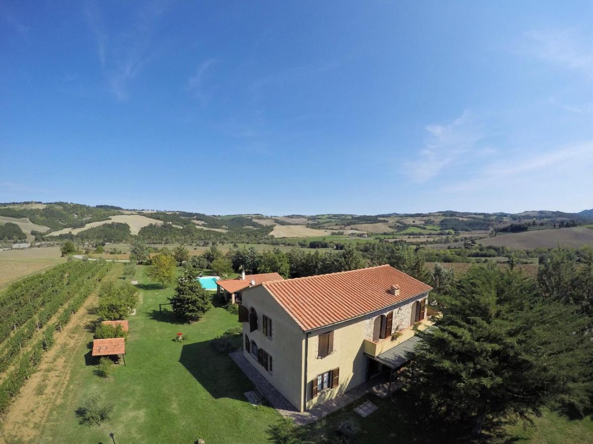 Appartamento Uva - Agriturismo Le Selvole Pomarance Exteriör bild
