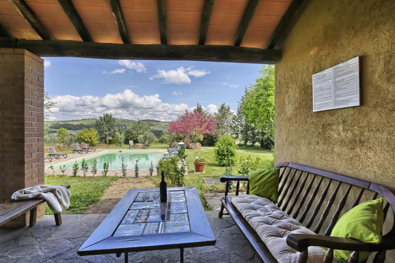Appartamento Uva - Agriturismo Le Selvole Pomarance Exteriör bild