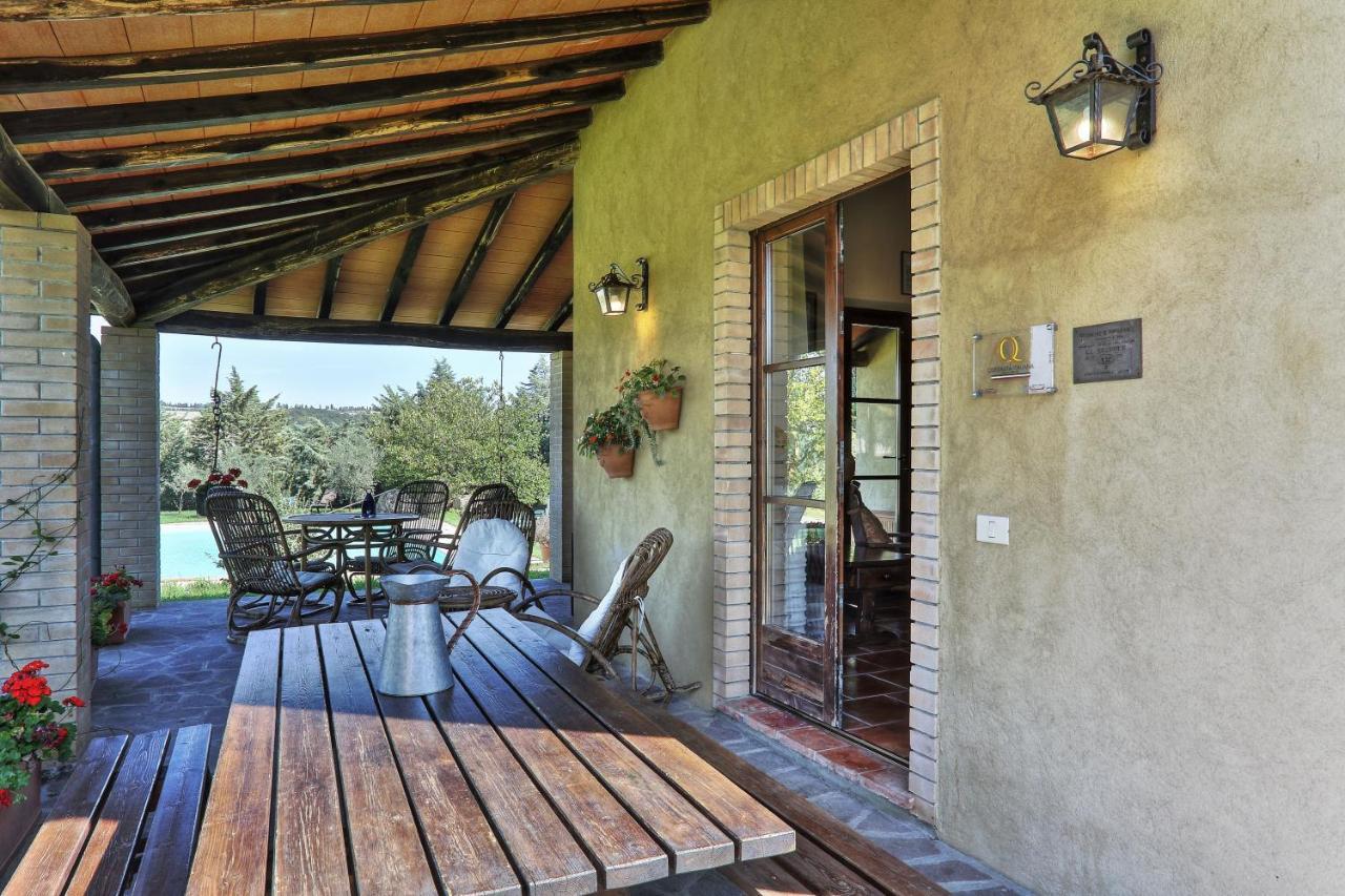 Appartamento Uva - Agriturismo Le Selvole Pomarance Exteriör bild
